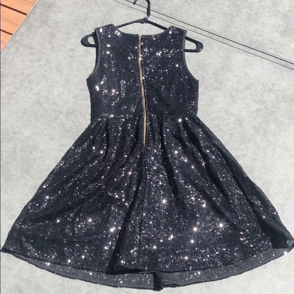 🌟Black sequin cocktail dress🌟 - Picture 2 of 8